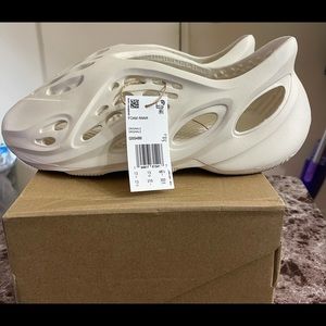 Yeezy foam runner “ARARAT”